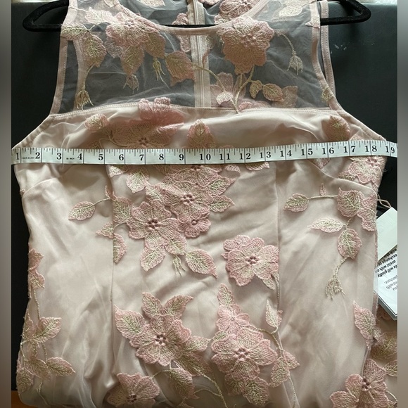 NWT Adrianna Papell Floral Embroidered Sheath Rose Gold Dress Size 12 - Picture 8 of 16